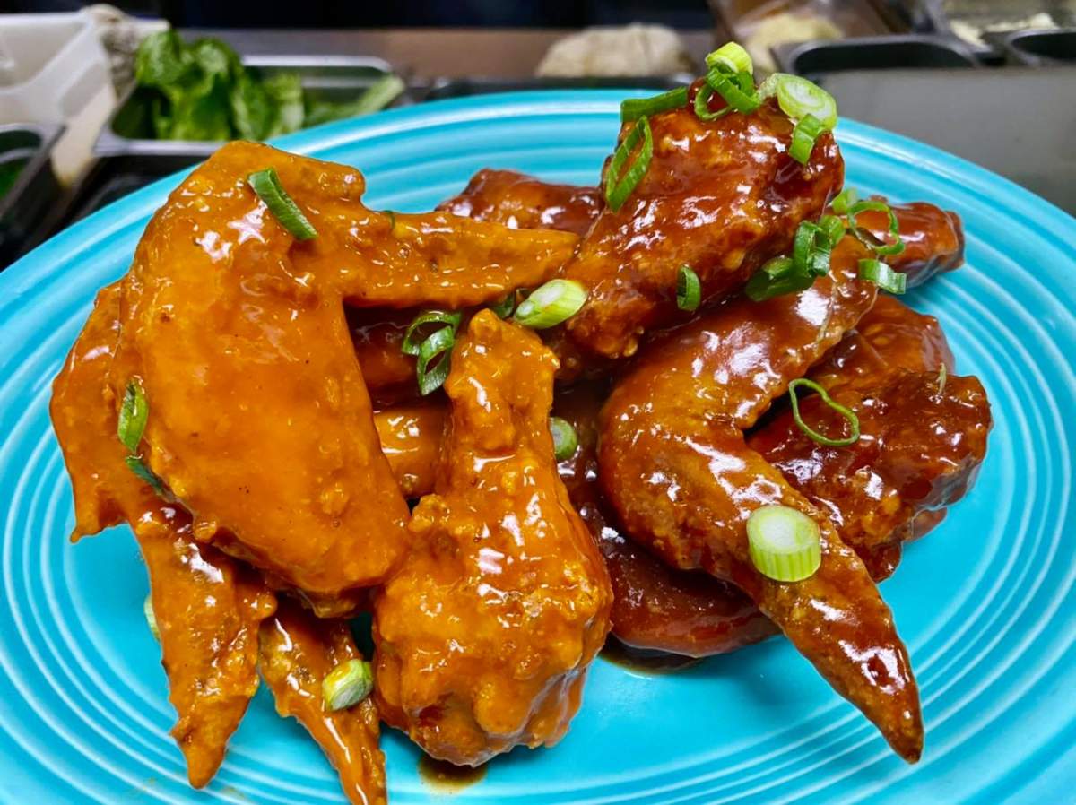 Twisted Lime Sports Bar & Grill