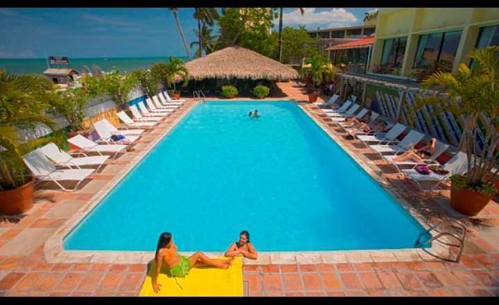 Radisson Fort George Hotel and Marina