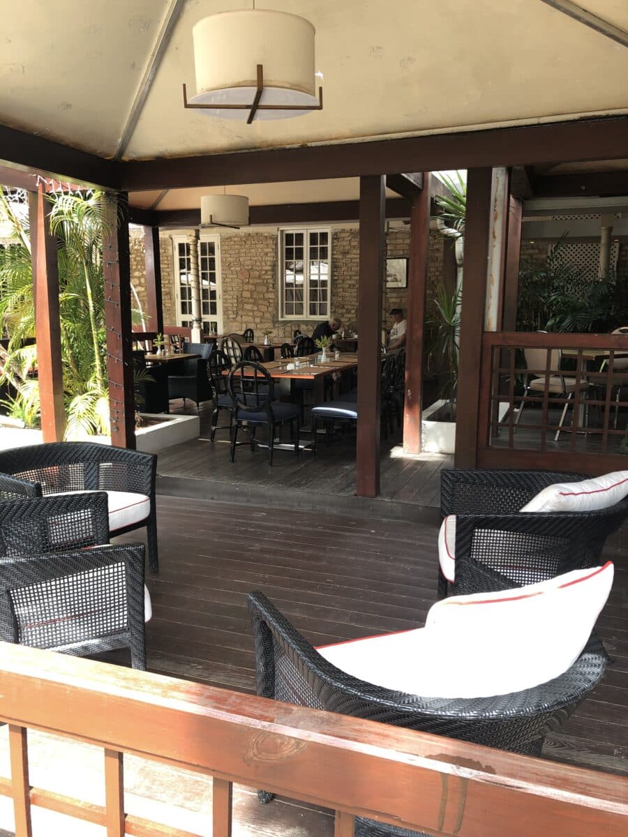 Island Inn Hotel